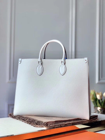 Louis Vuitton  MM Bag