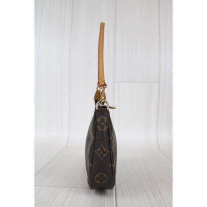 Rank AB ｜ LV Monogram Pochette Accessoires ｜021213