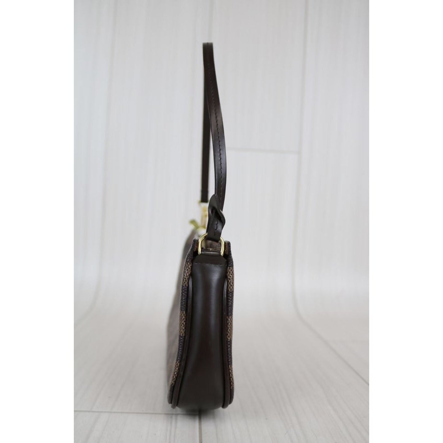 Rank A ｜ LV Damier Pochette Accessoires ｜031709
