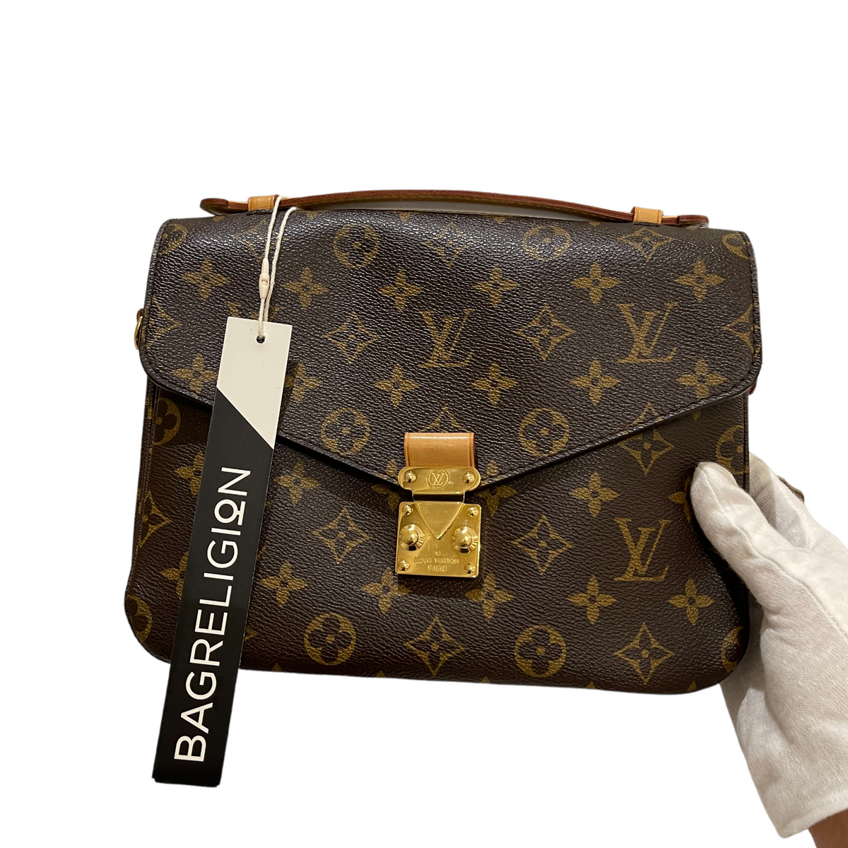 Louis-Vuitton Monogram Classic Pochette Métis GHW