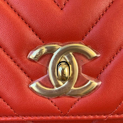 Small Trendy CC Chevron Lambskin Red GHW