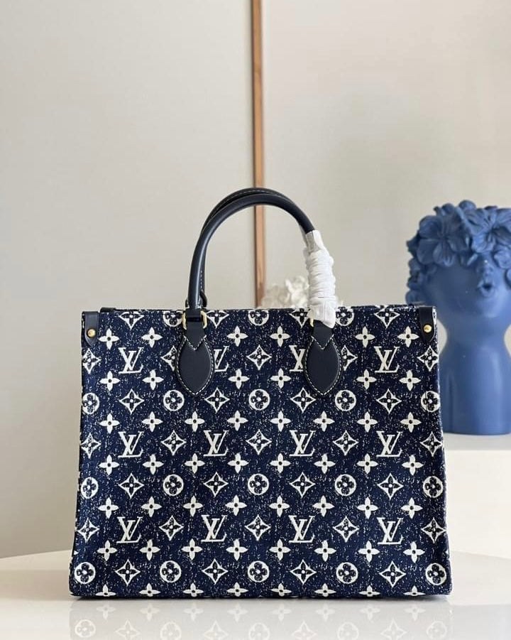 Louis Vuitton OnTheGo MM Bag