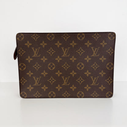 Louis-Vuitton Vintage Pochette Clutch Toiletry