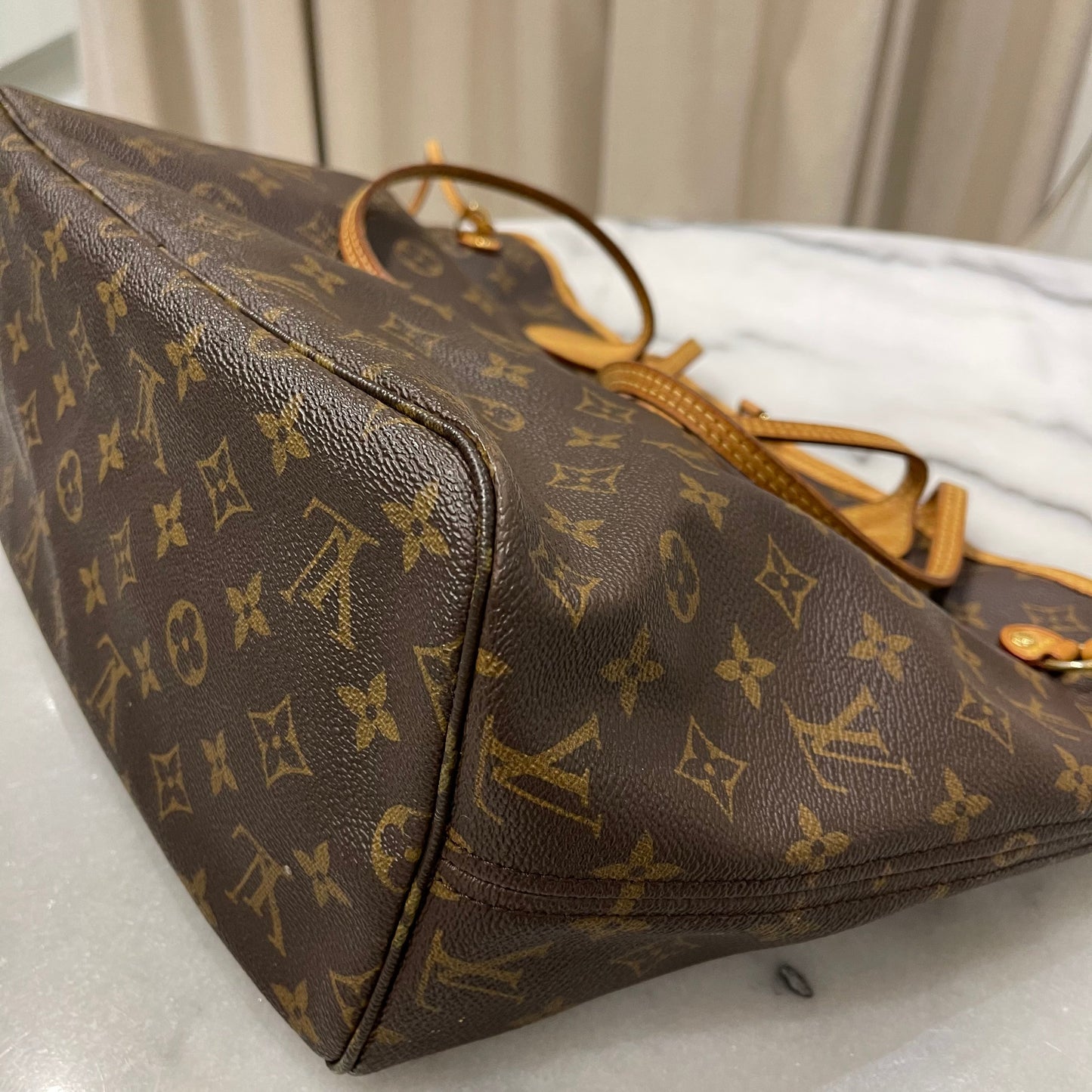 Louis-Vuitton Neverfull MM Monogram Canvas