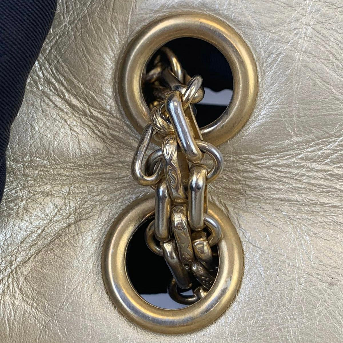 Classic Reissue 225 Calfskin Gold GHW