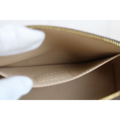 Rank SA｜LV Monogram Pochette Cosmetics｜062810