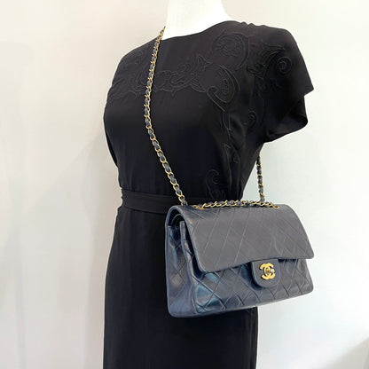 Vintage Classic Flap Medium GHW Blue