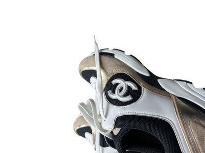 Chanel CC Sneakers, 39