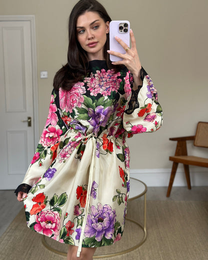 Gucci Cream, Black, Pink and Purple Floral Silk Print Dress with Drawstring Waist and Embellishment Size IT 44 (UK 12)