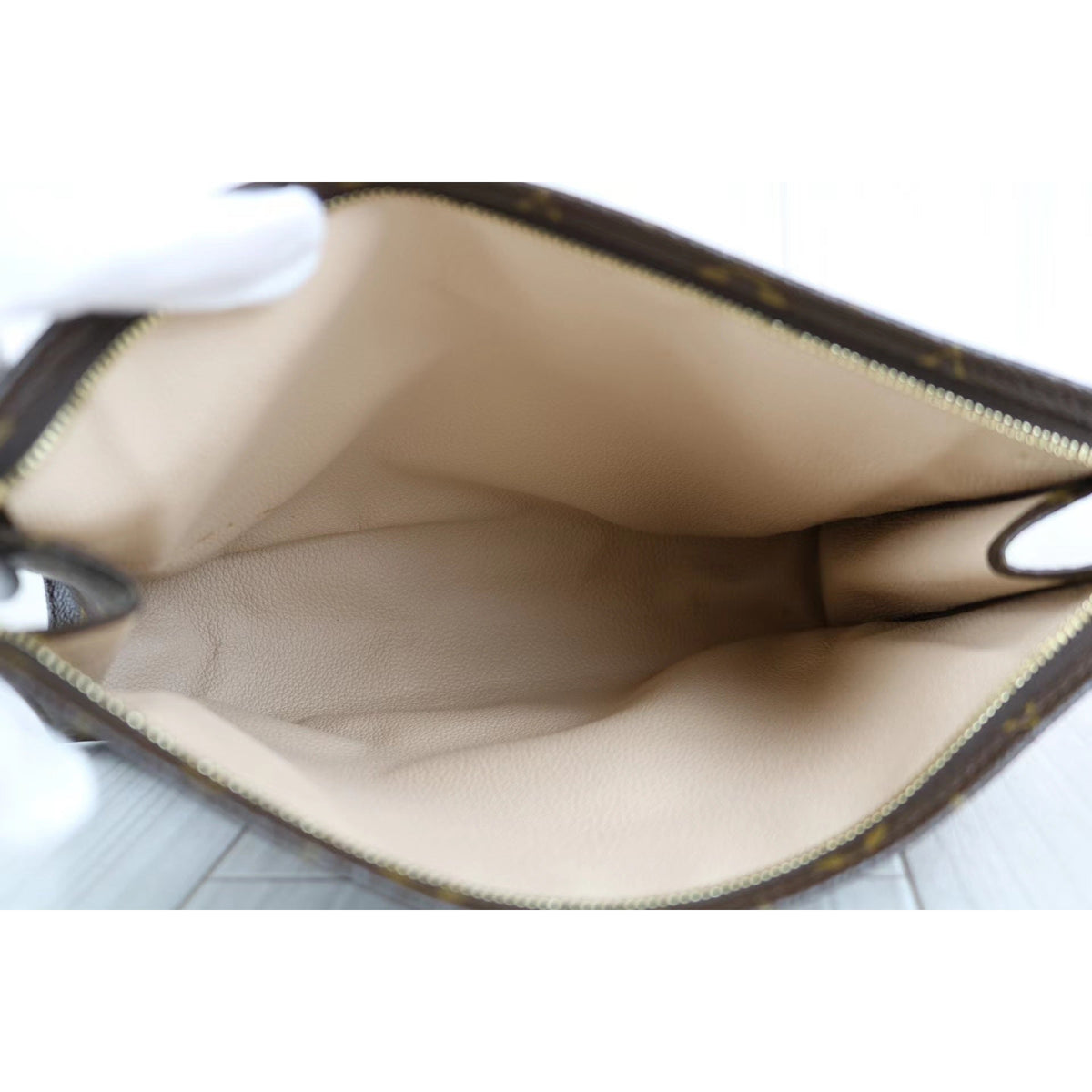 Rank A ｜ LV Monogram Pochette Toilette 28 ｜ 041110