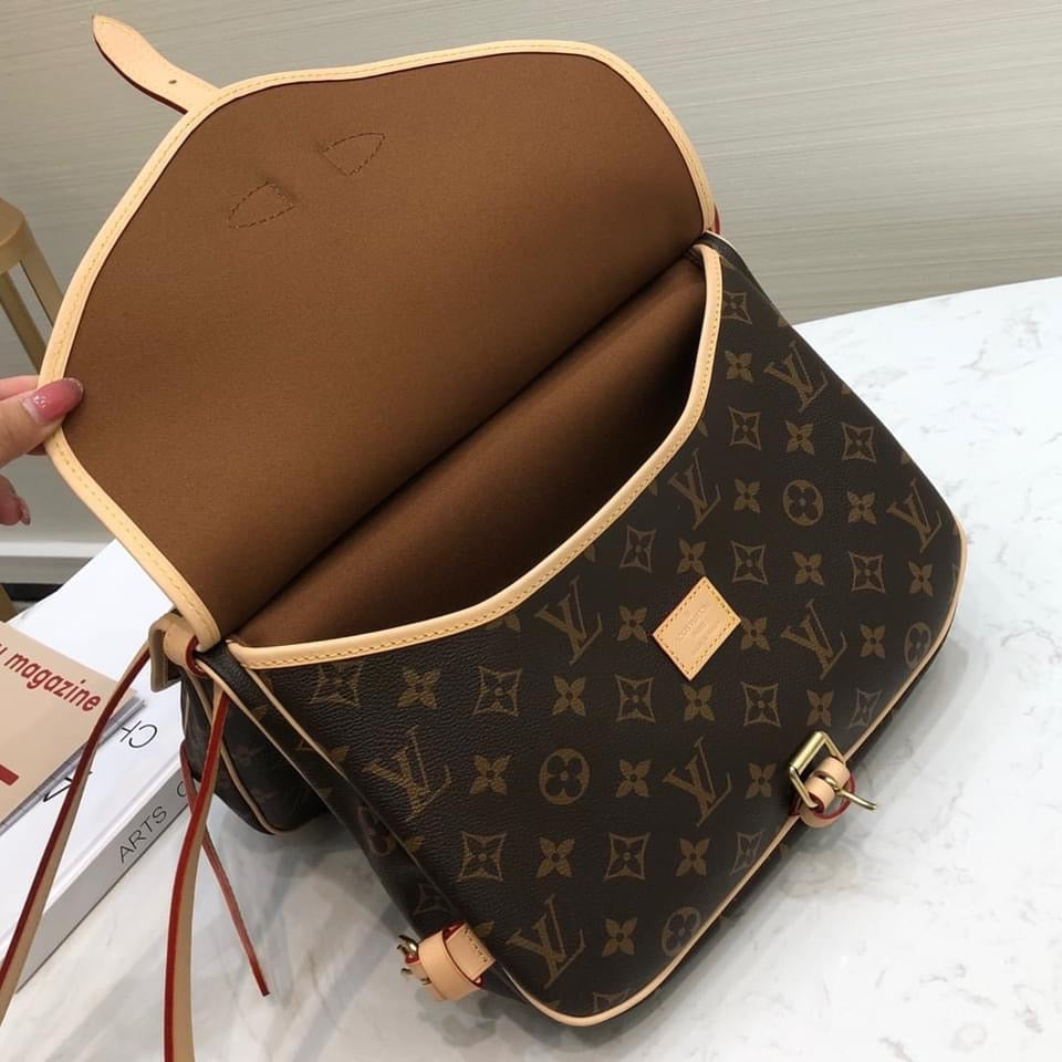 Louis Vuitton Saumur MM Bag