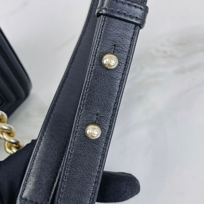 Boy Medium Calfskin Black GHW