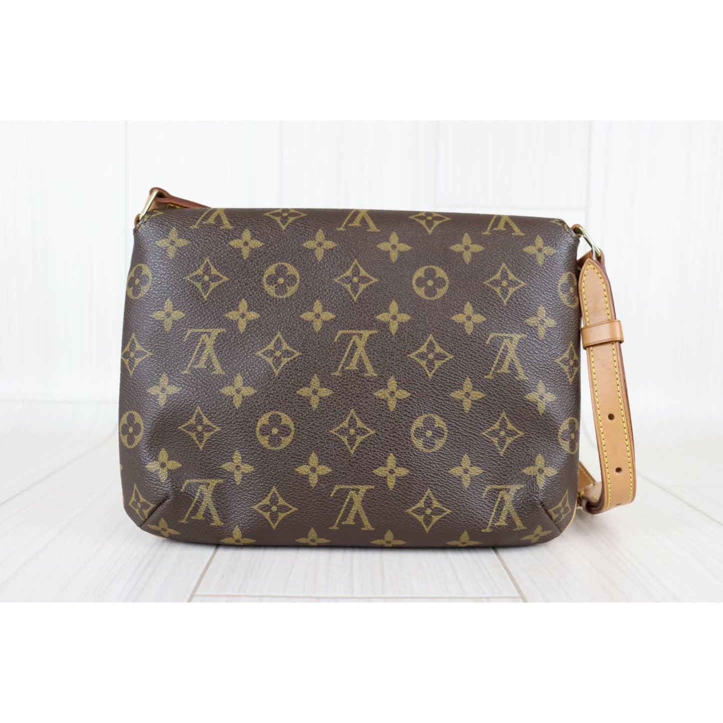 Rank A ｜ LV Monogram Musette Tango Shoulder Bag｜071811