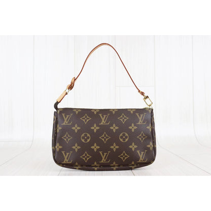 Rank A ｜ LV Monogram Pochette Accessoires ｜071801