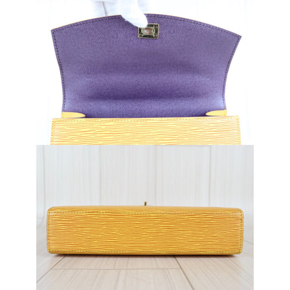 Rank AB ｜ LV Epi Malesherbes Handbag ｜071807