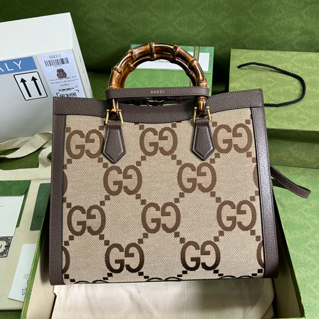 Gucci  Diana Jumbo GG Medium Tote Bag