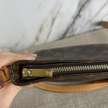 Louis-Vuitton Monogram Trotteur Crossbody