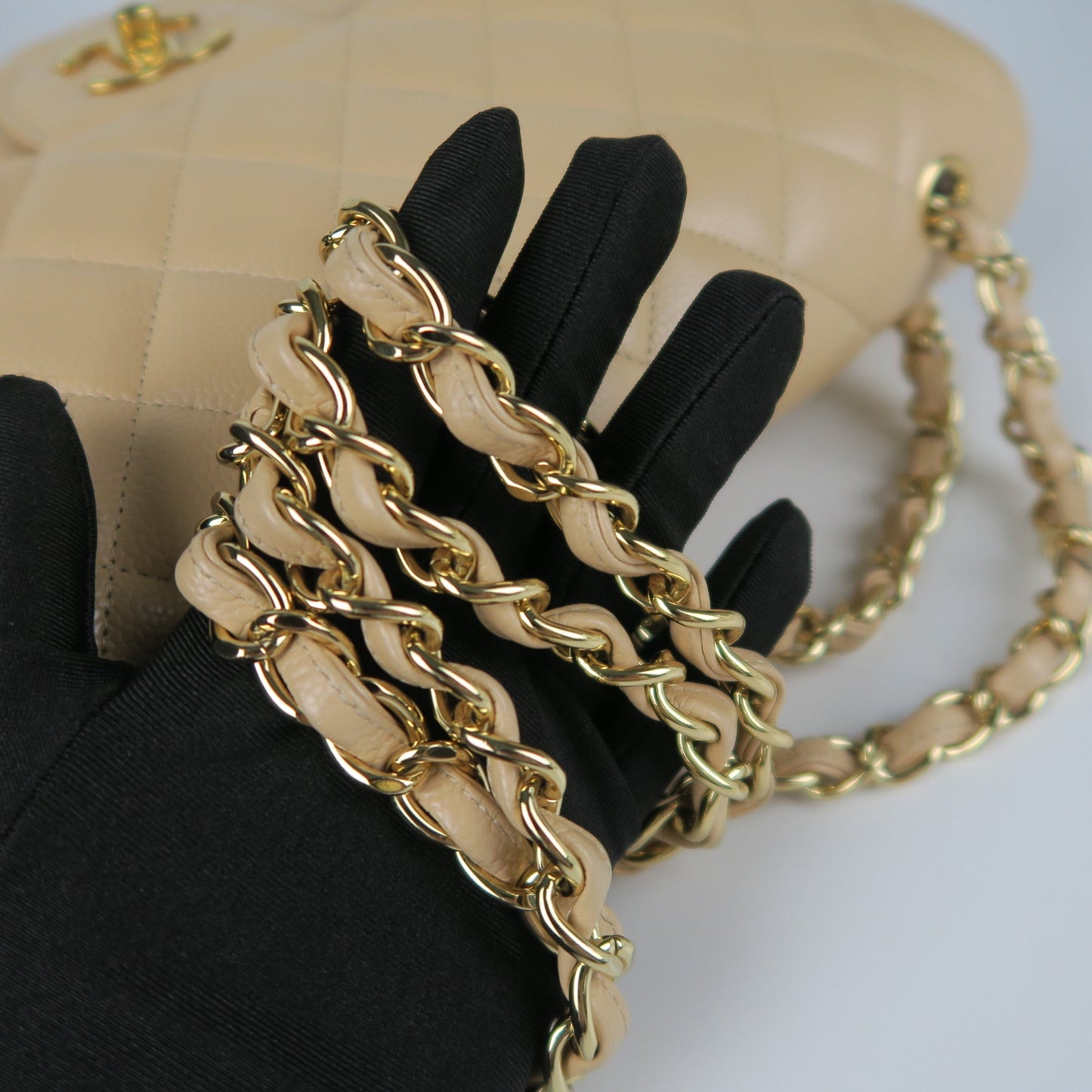 Double Flap Jumbo in Beige Caviar Leather GHW