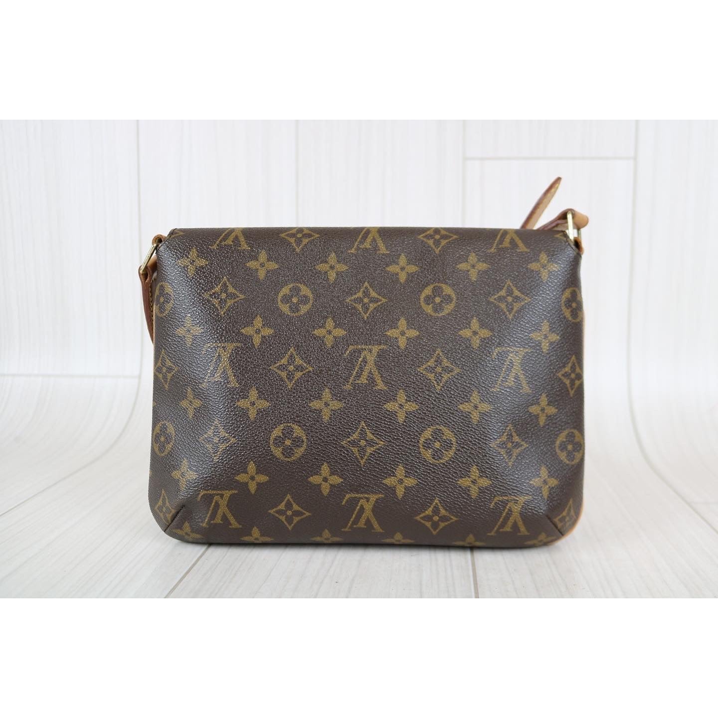 Rank AB ｜ LV Monogram Musette Tango Shoulder Bag｜031405