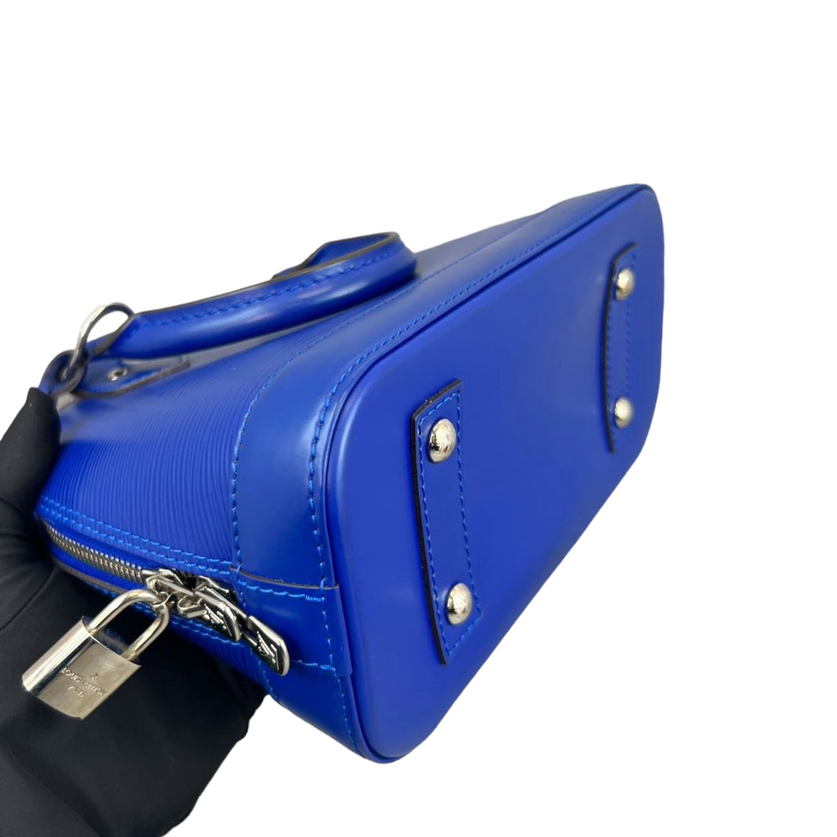 Louis-Vuitton Alma BB Epi Blue SHW