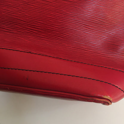 LOUIS VUITTON Noe Shoulder Bag in Red Leather