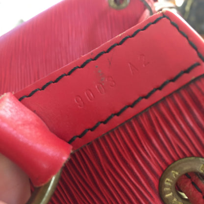 LOUIS VUITTON Noe Shoulder Bag in Red Leather