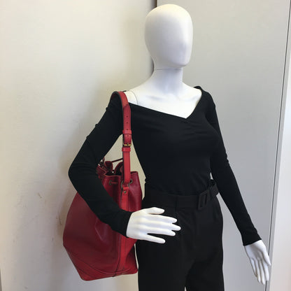 LOUIS VUITTON Noe Shoulder Bag in Red Leather