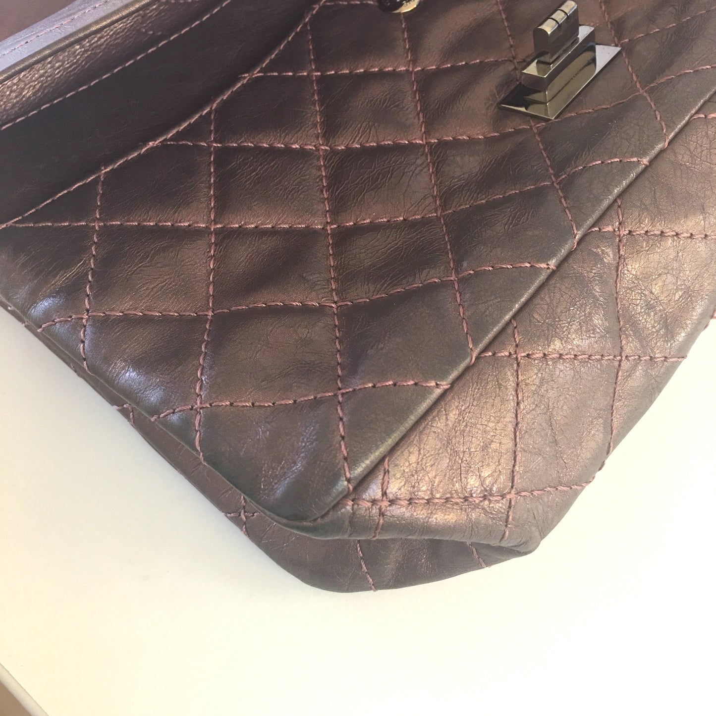 CHANEL 2.55 Shoulder Bag in Metallic Leather