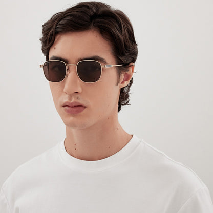 SIGN Squared shape. Gucci lettering logo FOR MEN
