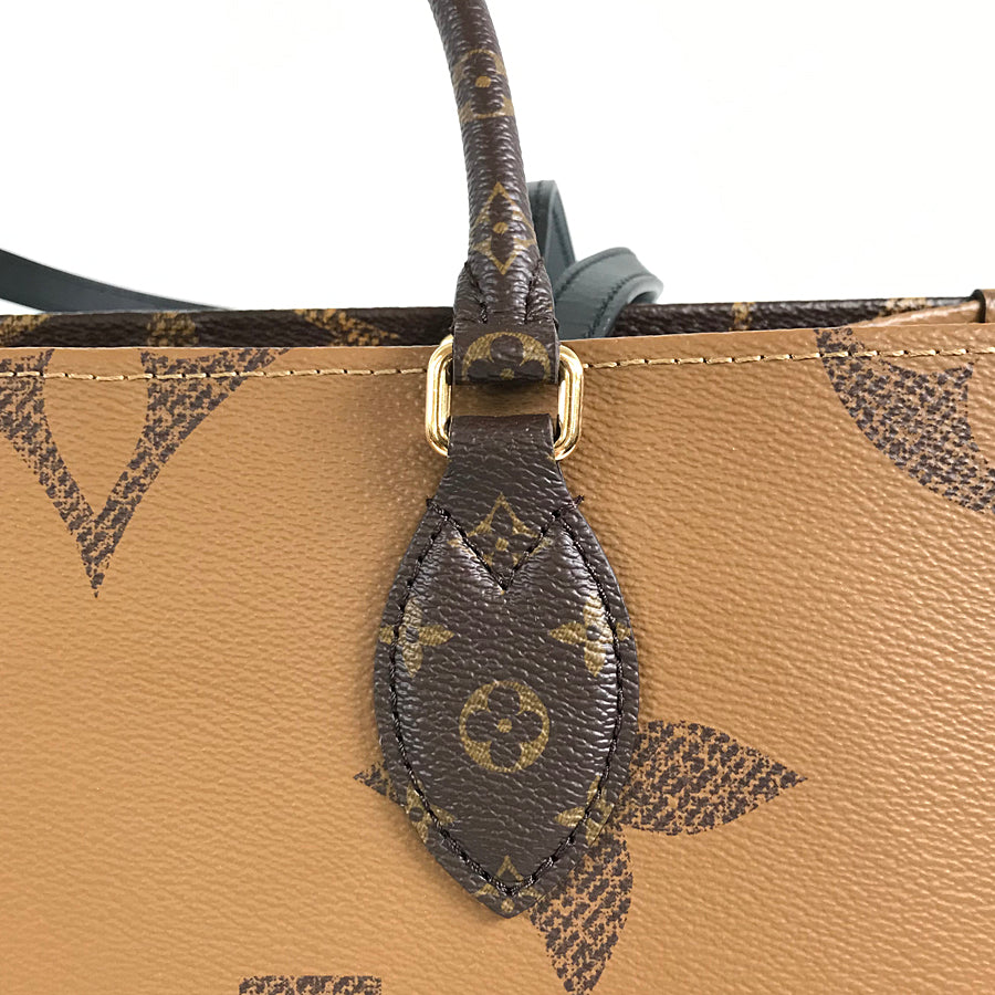 LOUIS VUITTON Tote Bag