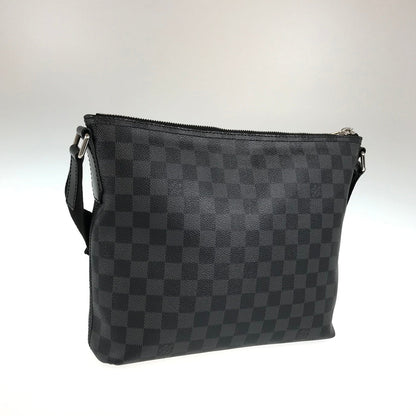 LOUIS VUITTON Shoulder Bag