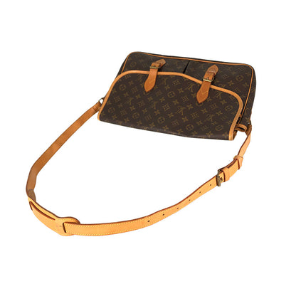 LOUIS VUITTON Shoulder Bag