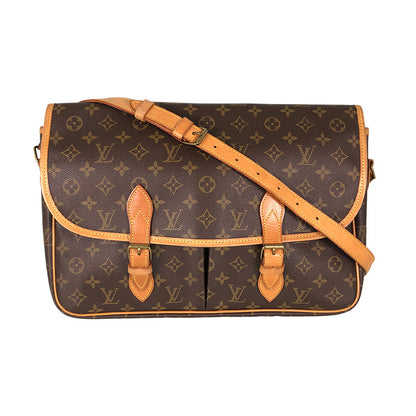 LOUIS VUITTON Shoulder Bag