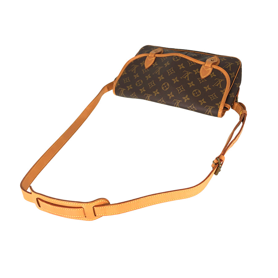 LOUIS VUITTON Shoulder Bag