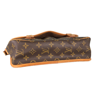 LOUIS VUITTON Shoulder Bag