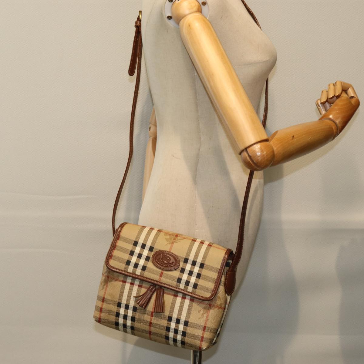 BURBERRYSs Nova Check Shoulder Bag PVC Leather Auth ki4534