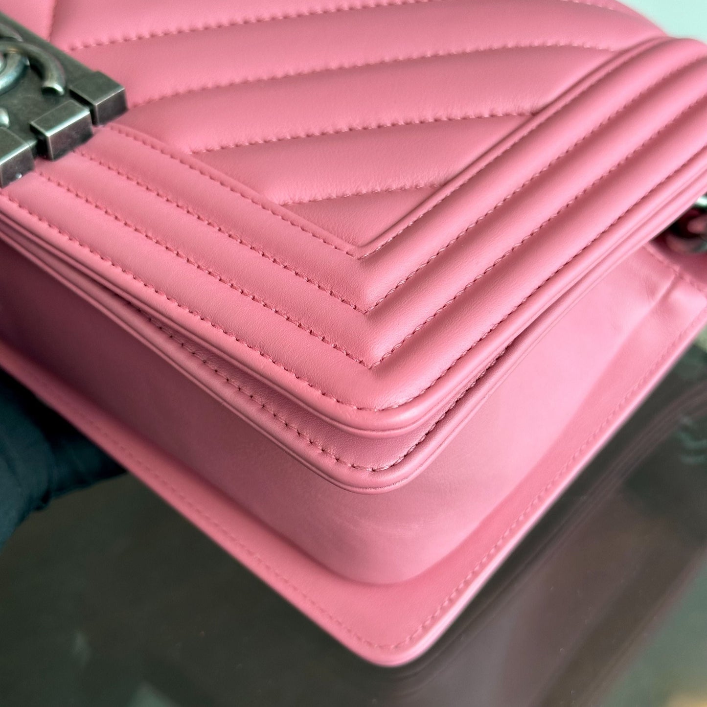 *Like New* Boy Old Medium 25CM Calfskin Chevron Leboy Pink RSHW No 26