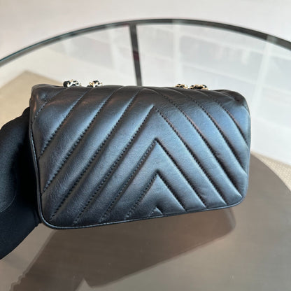 *Like New* Mini Rectangular 20CM Chevron Lambskin Black LGHW