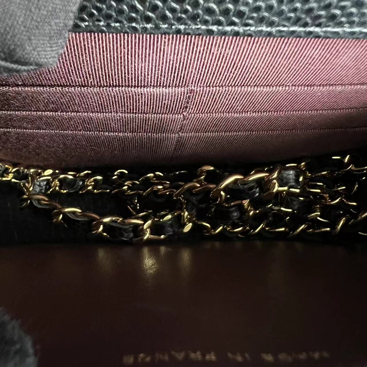 *Like New, Receipt Full Set* Caviar WOC Wallet On Chain Quilted Grained Calfskin Black Golden Hardware Series 31