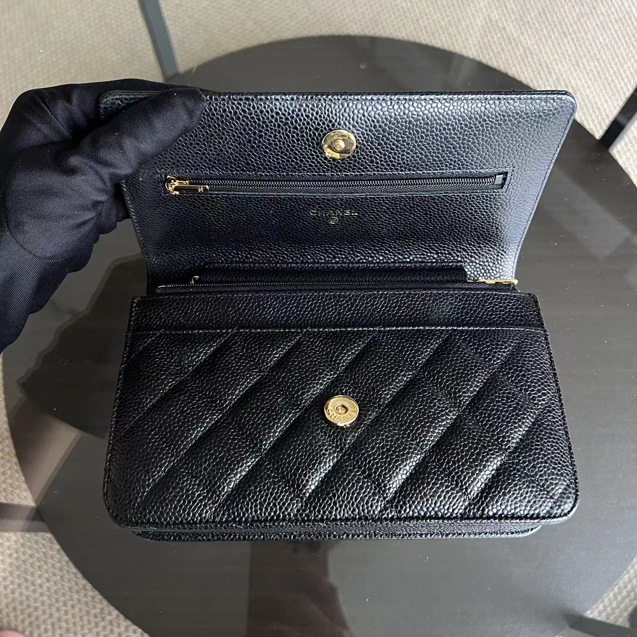 *Like New, Receipt Full Set* Caviar WOC Wallet On Chain Quilted Grained Calfskin Black Golden Hardware Series 31
