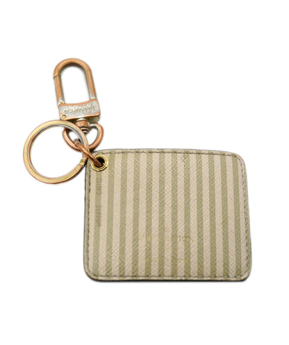 LOUIS VUITTON Damier Porte Cles Illustrious Trunk Charm M66965 LV Auth bs15010 DBXS1730