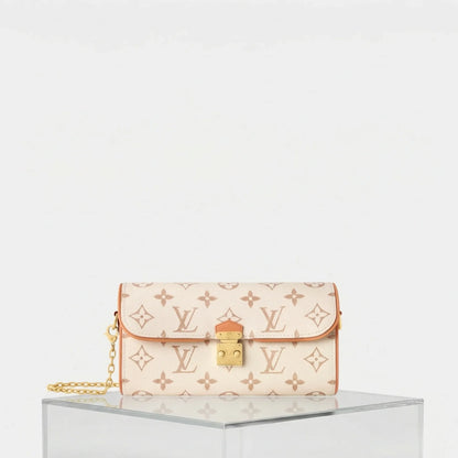 Camille Pouch