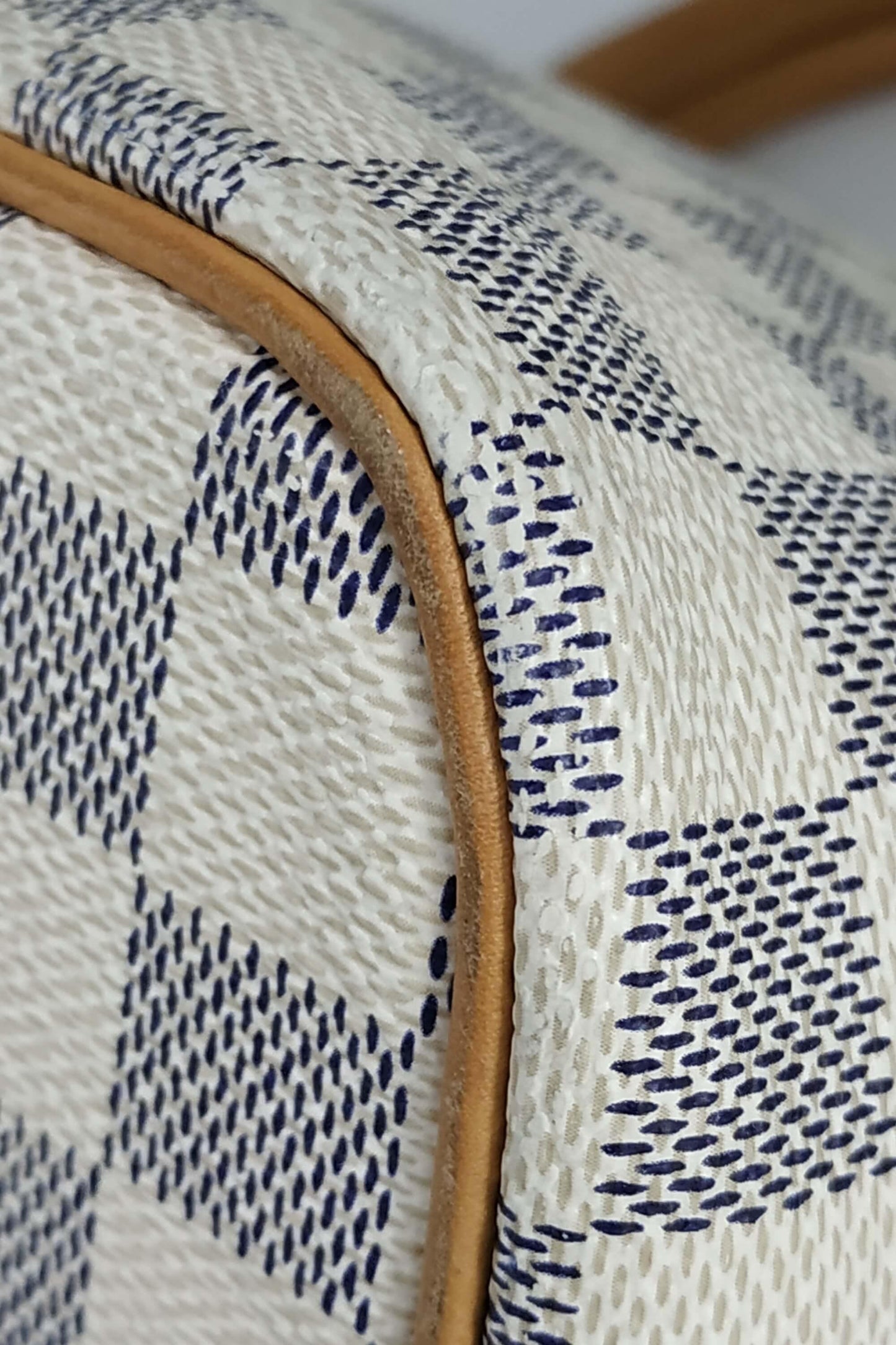 Damier Azur Saleya PM White Brown