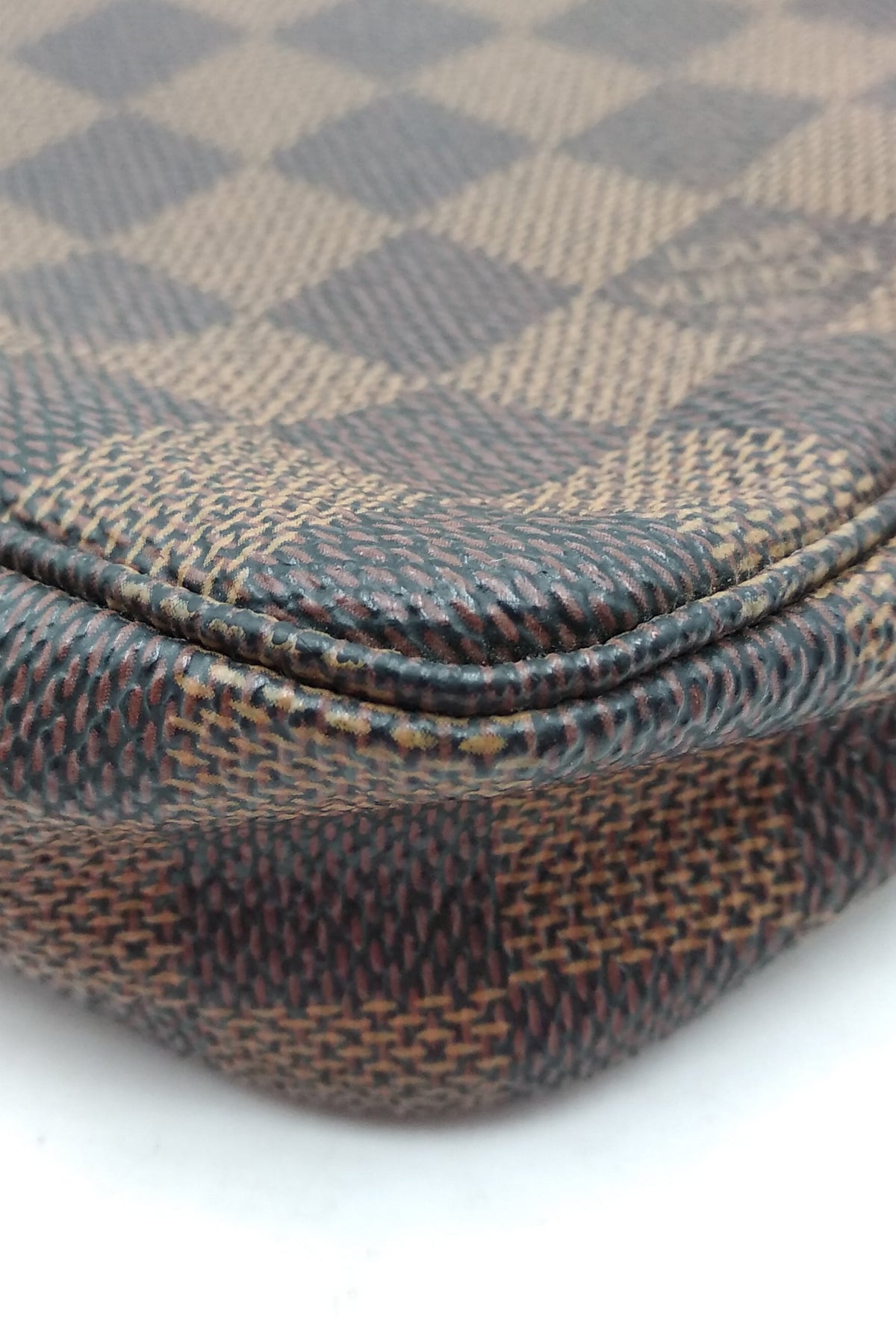 Damier Ebene Navona Pochette Brown