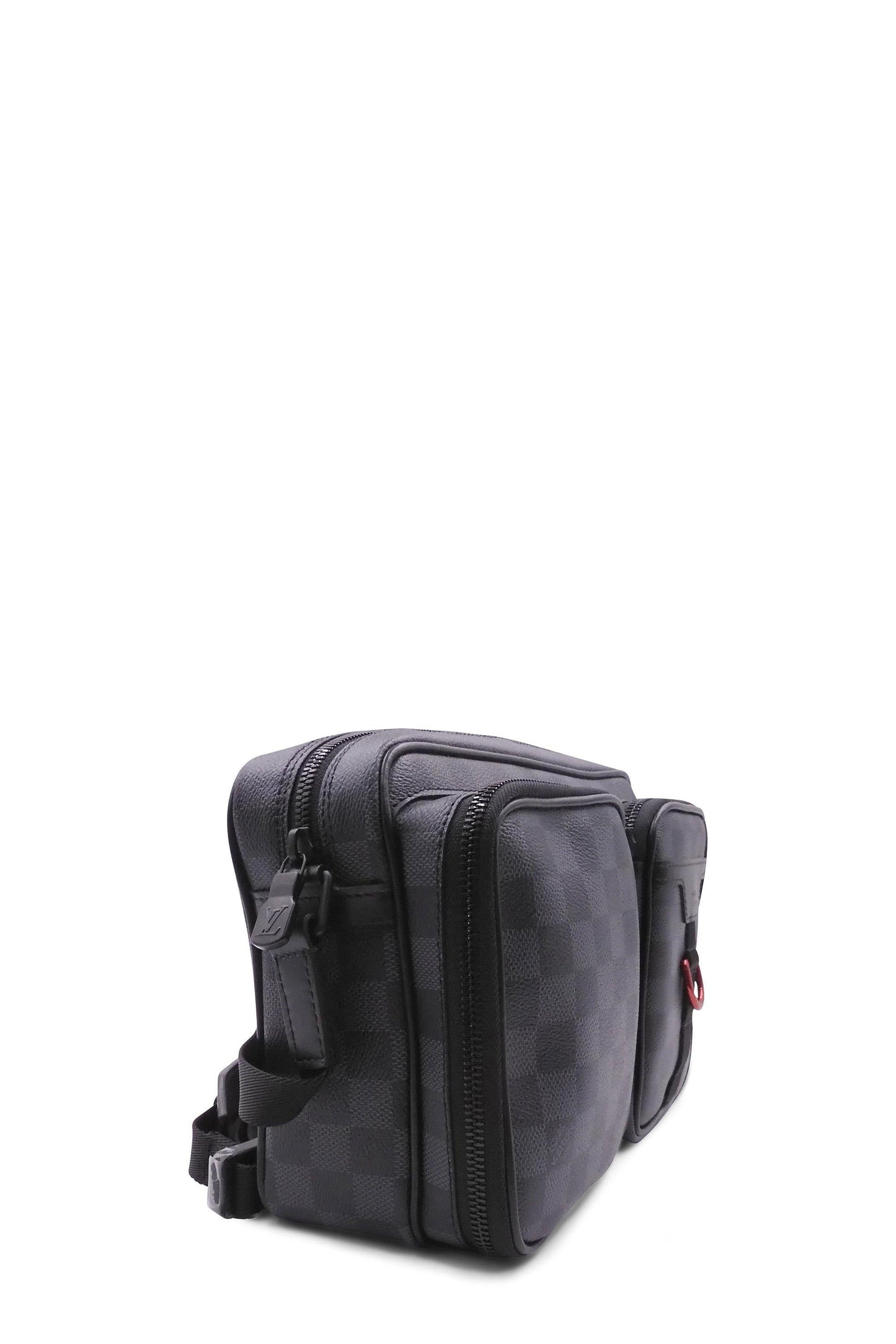 Damier Graphite Utility Messenger Black