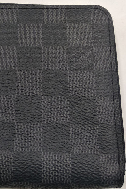 Damier Graphite Zippy Organizer Black