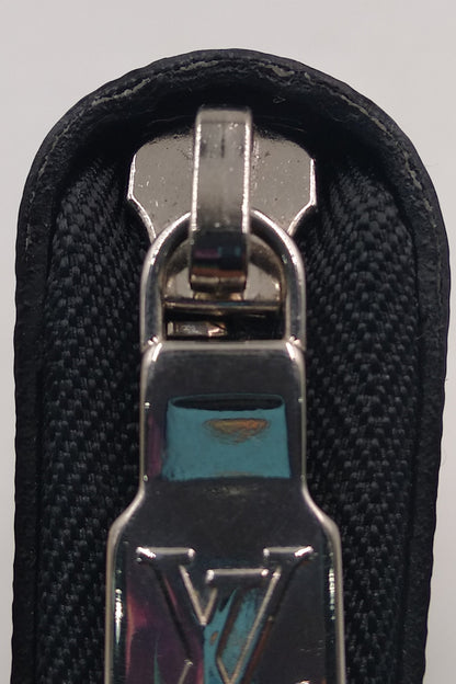 Damier Graphite Zippy Organizer Black
