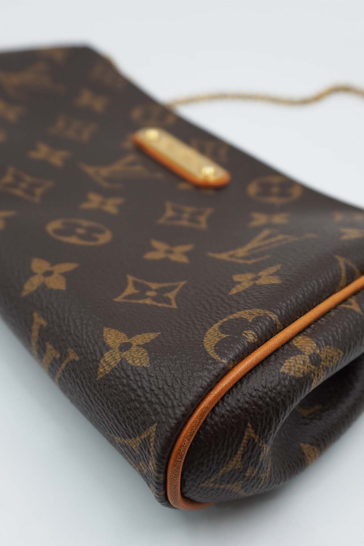 Eva Pochette Clutch Monogram with Strap Multicolor