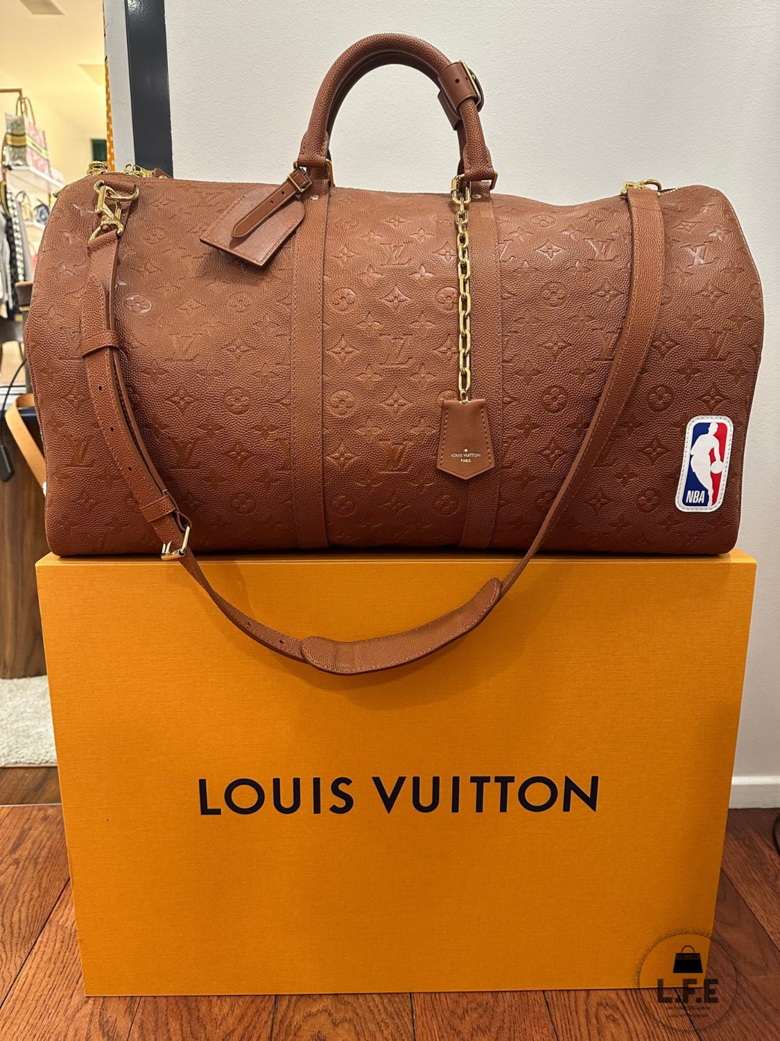 Louis Vuitton - Keepall Édition NBA