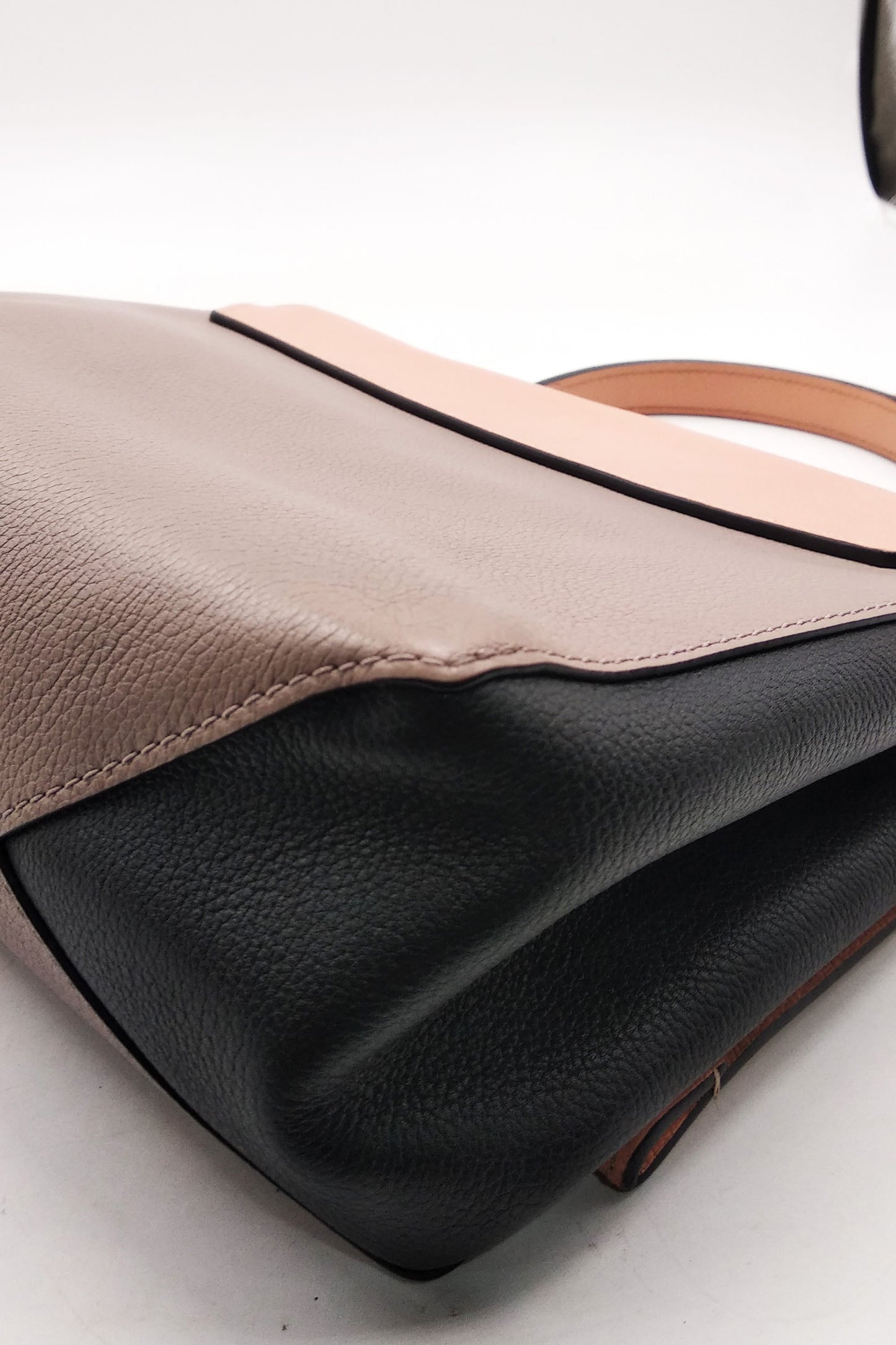 Lockme II Peach Black Grey
